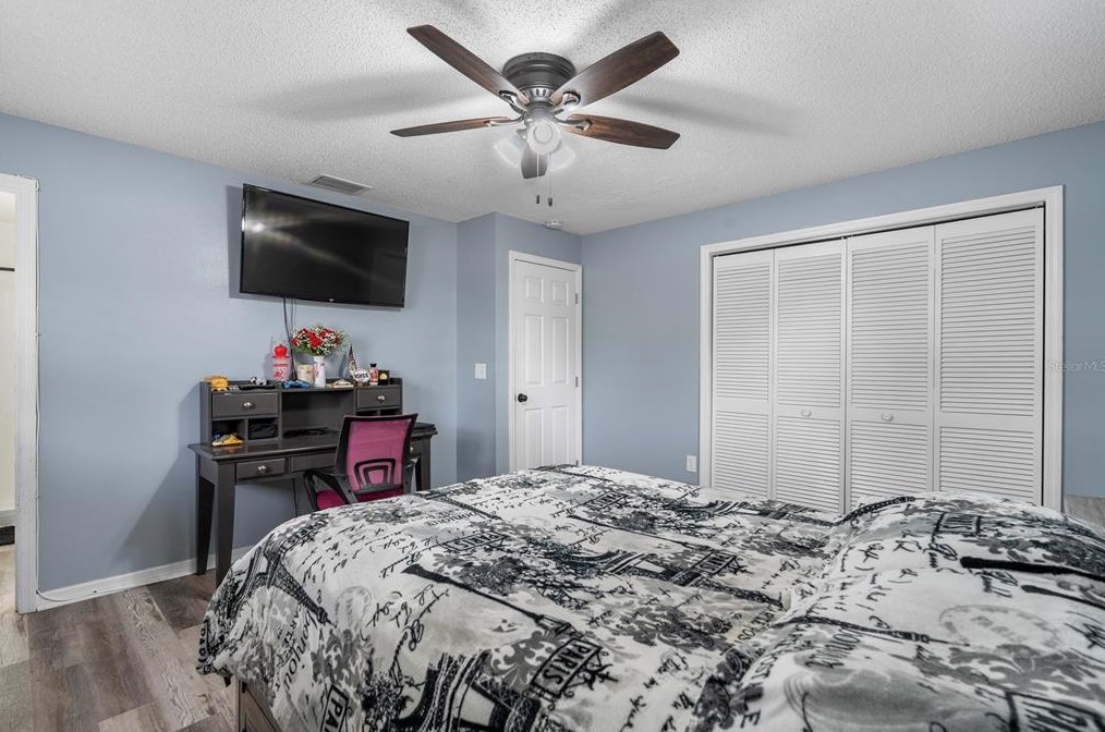 6610 Papa Guy Ln, Plant City FL  33565-7307 exterior