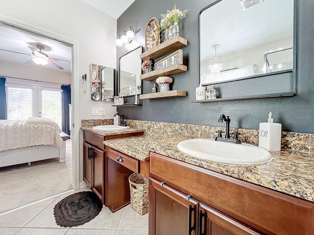 11221 Winthrop Lake Dr, Riverview FL  33578-4676 exterior