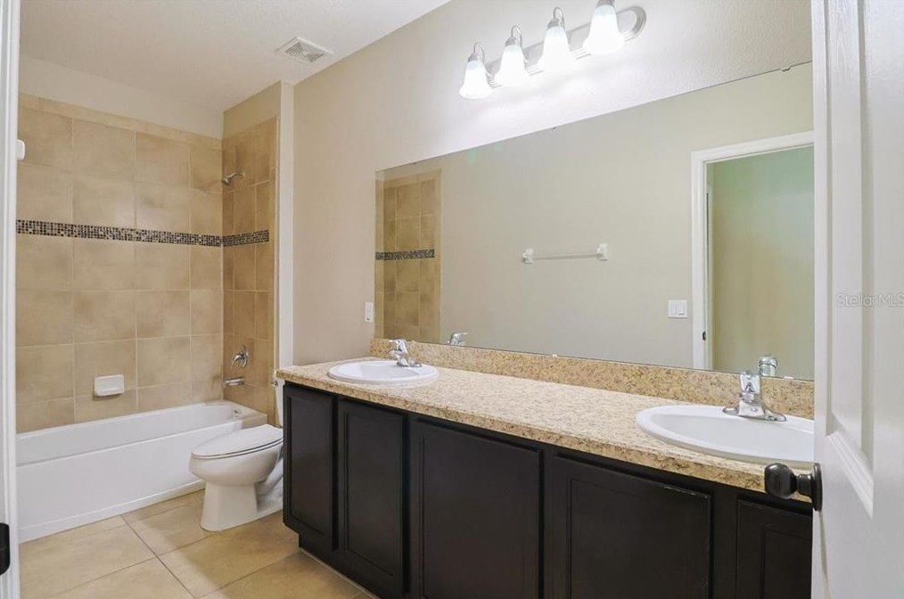 4002 Marina Isle Dr, Kissimmee FL 34746-1834 exterior