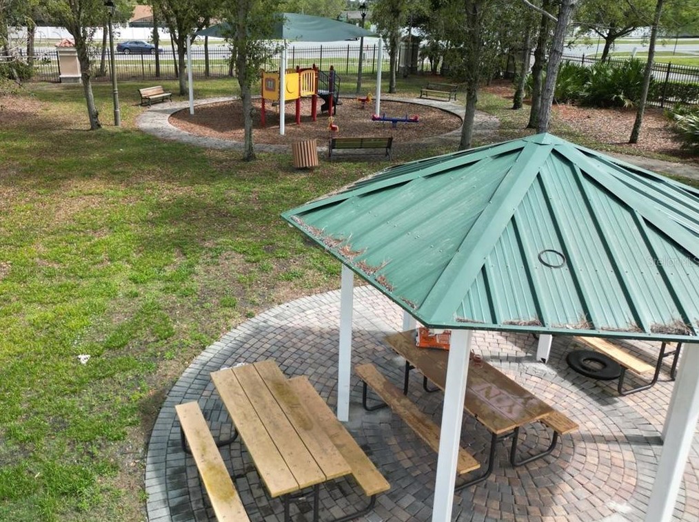 4002 Marina Isle Dr, Kissimmee FL 34746-1834 exterior