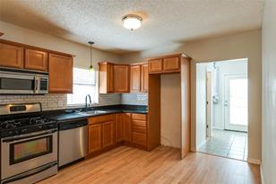 1011 E Ellicott St - Photo 18