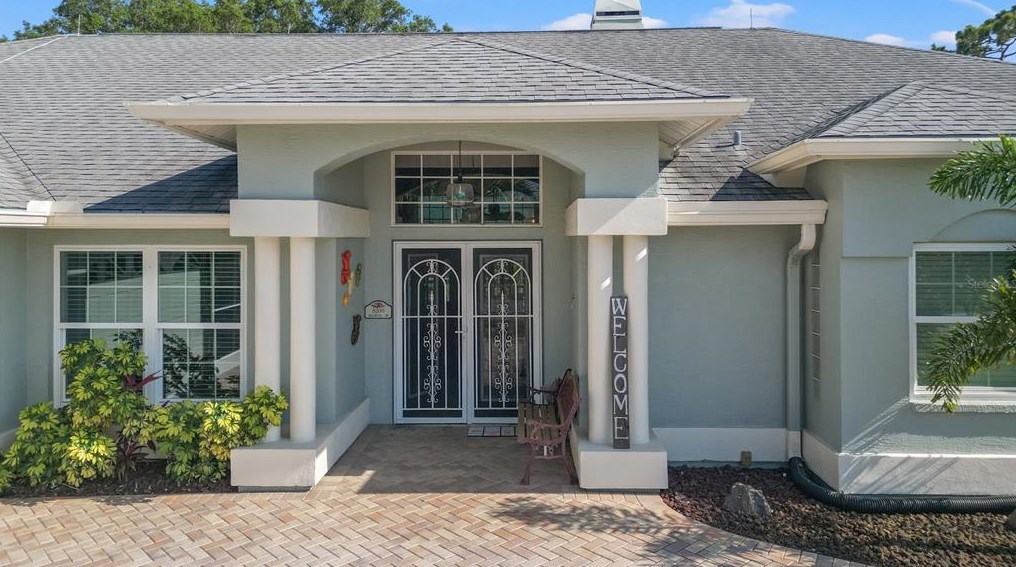 8208 Millwood Dr, Port Richey FL 34667-6974 exterior