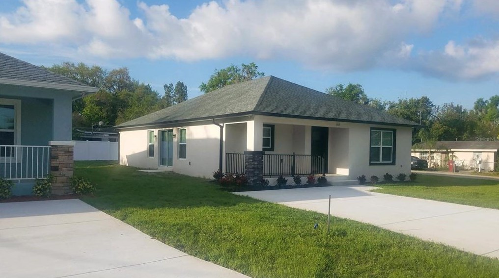 3519 Gloria Ave, Plant City, FL 33563-2817