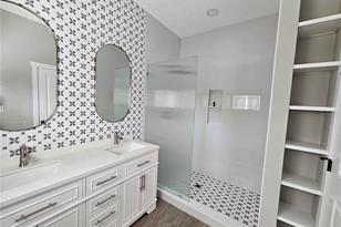 2130 W Pine St - Photo 12