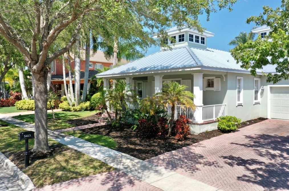 5413 Merritt Island Dr, Ruskin, FL 33572