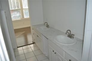 1305 S Albany Ave - Photo 18