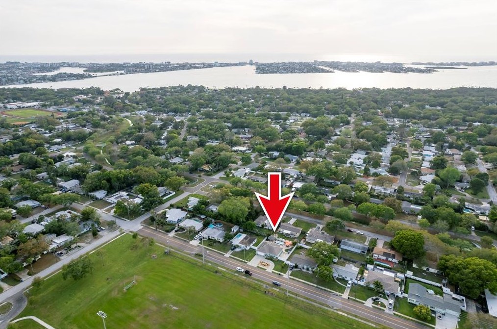1336 74th St, Saint Petersburg FL  33710-4529 exterior