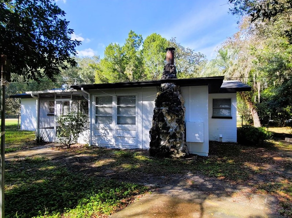 6000 Knollwood Dr, Dade City, FL 33523