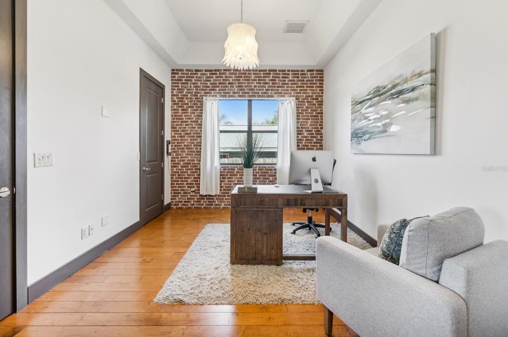 409 4 Ave, Largo FL 33770-1548 exterior