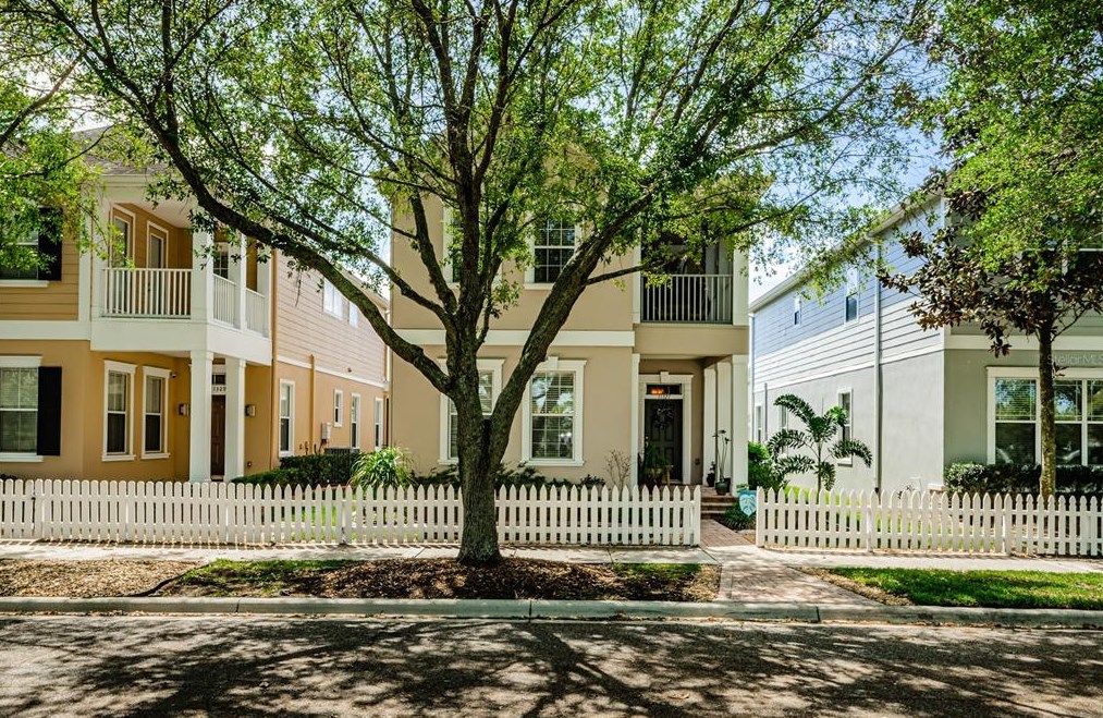 11327 Emerson Lake Dr, Riverview FL  33578-4282 exterior