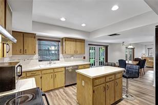 3911 Applegate Cir - Photo 12