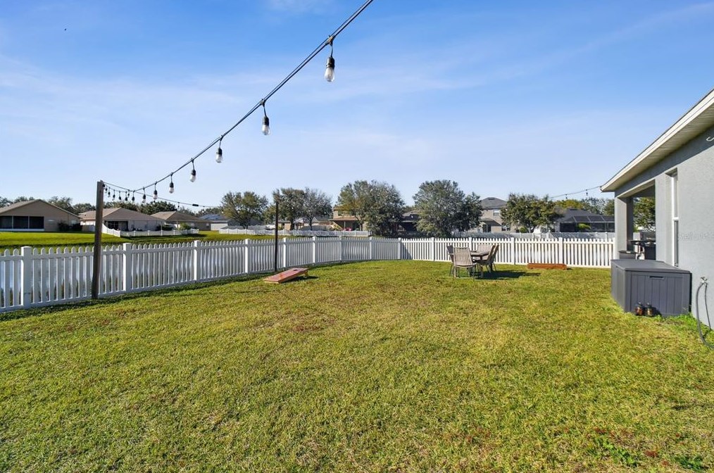7513 Canal Point Ct, Zephyrhills FL  33545-8285 exterior