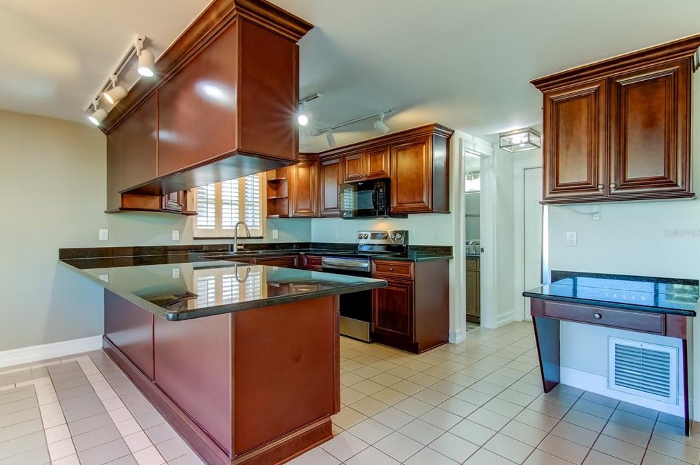 13841 Barnard Ave, Port Richey FL  34667-1305 exterior