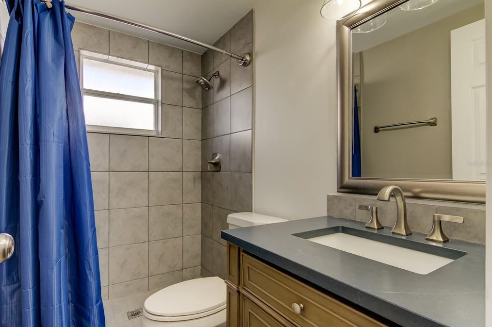 13841 Barnard Ave, Port Richey FL  34667-1305 exterior