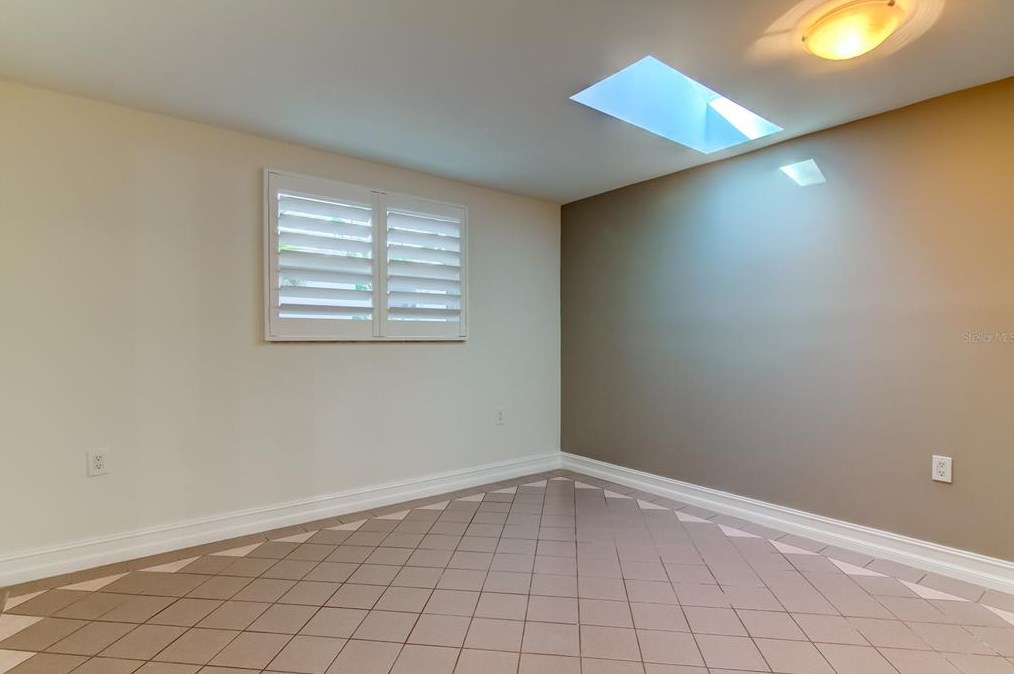 13841 Barnard Ave, Port Richey FL  34667-1305 exterior