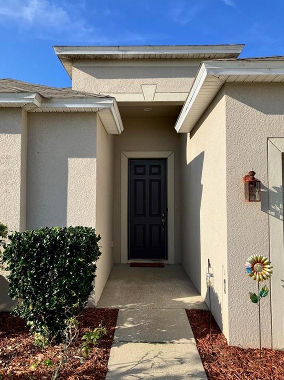 32914 Hillman Ct, Zephyrhills, FL 33543-5356