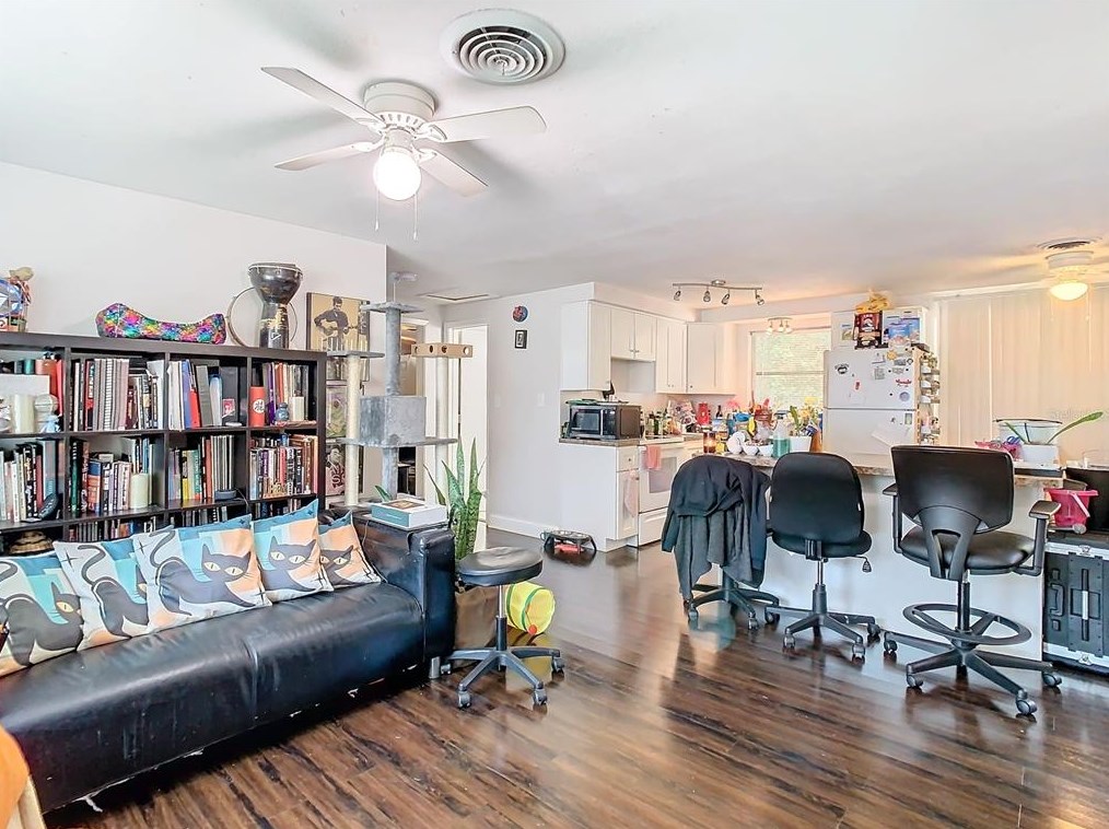 5750 Illinois Ave, New Port Richey FL  34652-2838 exterior