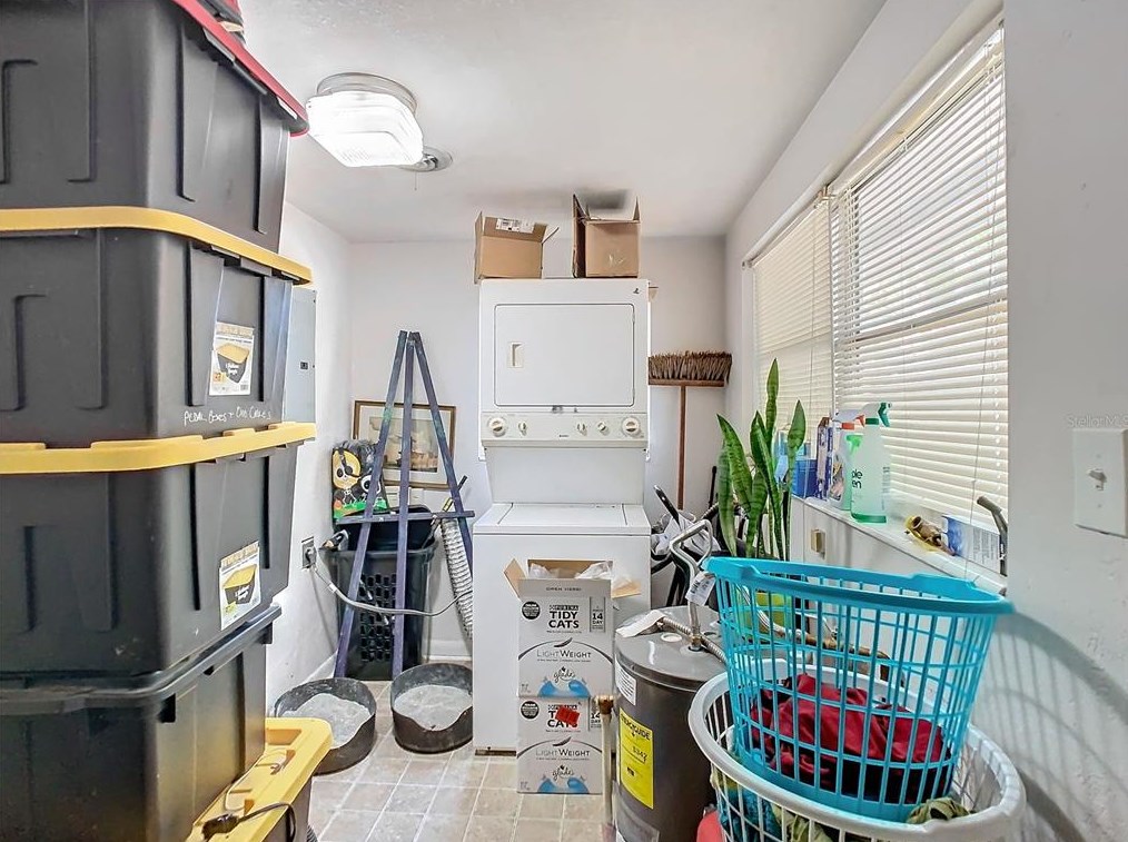 5750 Illinois Ave, New Port Richey FL  34652-2838 exterior