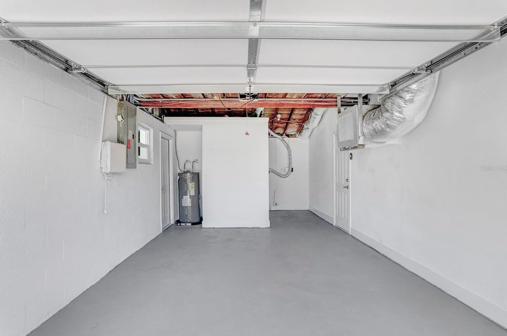 3551 Holiday Lake Dr, Tarpon Springs FL  34691-5124 exterior