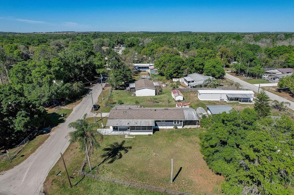 2643 Blue Bream Dr, Lake Wales FL  33898-8825 exterior