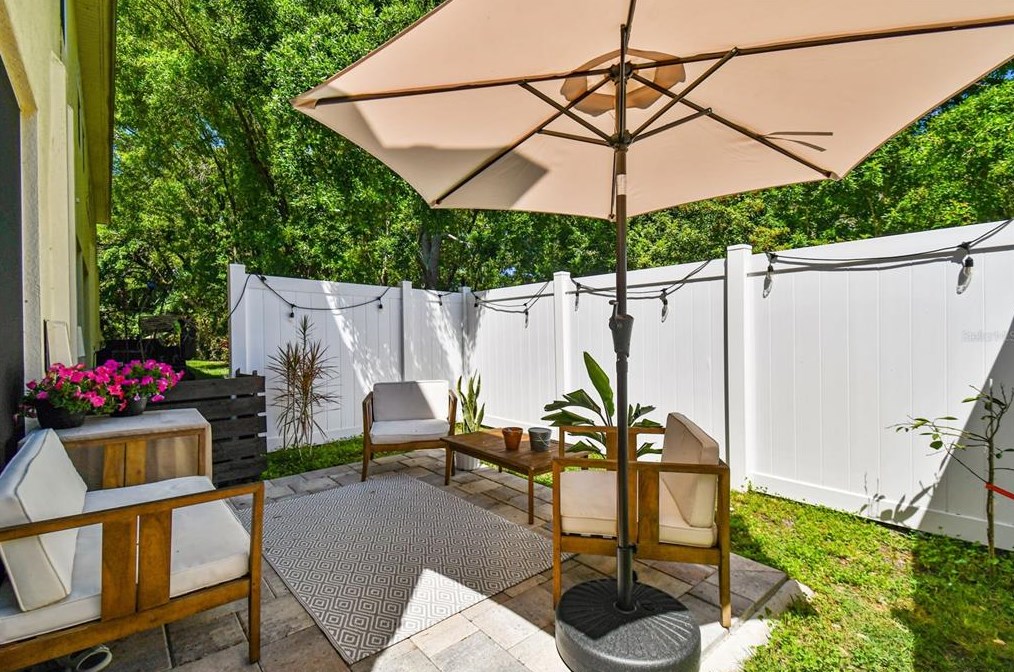 2045 Fiesta Ridge Ct, Tampa FL  33604-7702 exterior