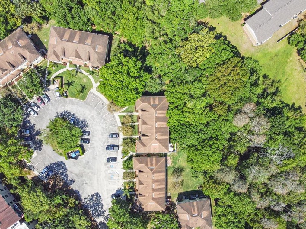 2045 Fiesta Ridge Ct, Tampa FL  33604-7702 exterior