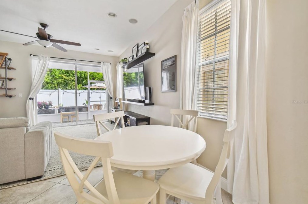 2045 Fiesta Ridge Ct, Tampa FL  33604-7702 exterior