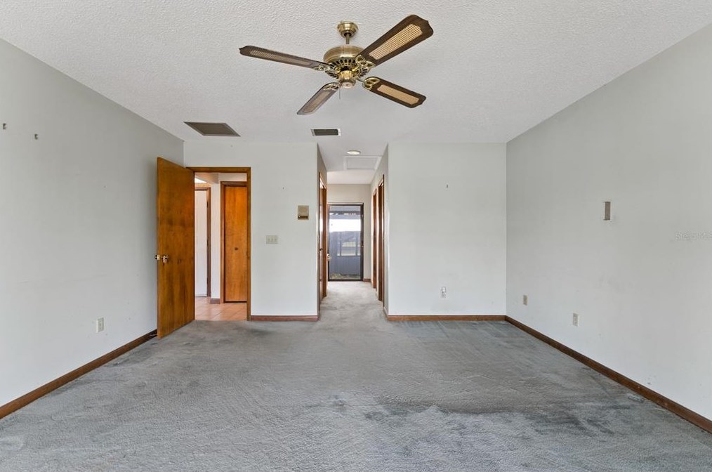 5818 Dory Way, Tampa FL 33615-3633 exterior