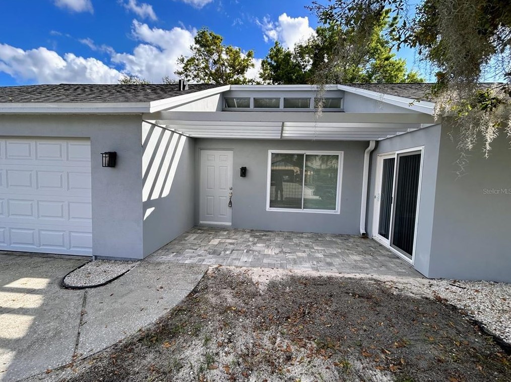 6518 Tarawa Dr, Sarasota, FL 34241-5644