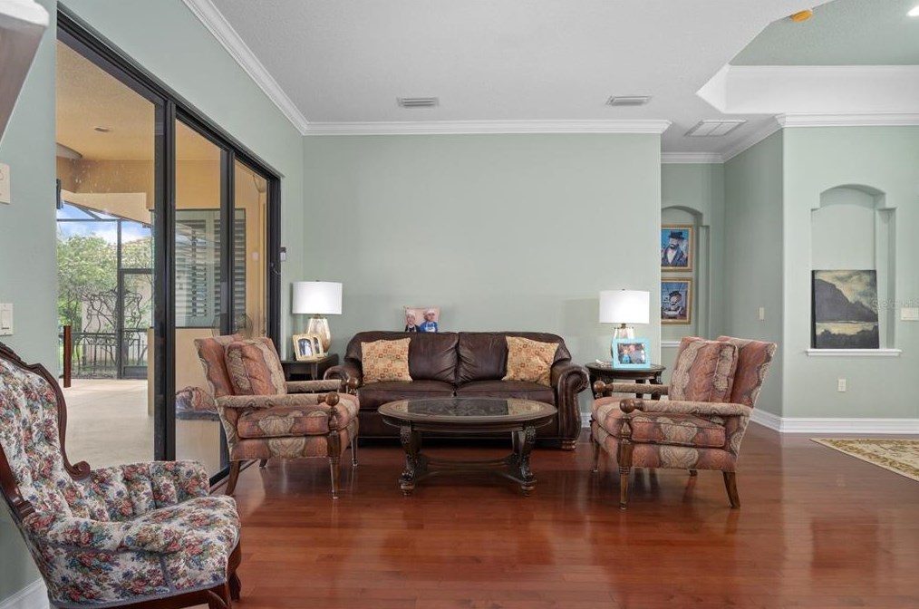 12748 Grand Traverse Dr, Dade City FL 33525-8251 exterior