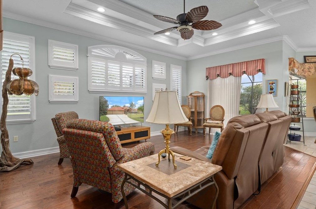 12748 Grand Traverse Dr, Dade City FL 33525-8251 exterior