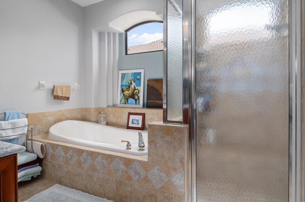 12748 Grand Traverse Dr, Dade City FL 33525-8251 exterior