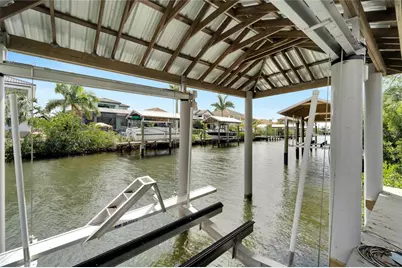 534 Estuary Shore Lane, Apollo Beach, FL 33572 - Photo 4