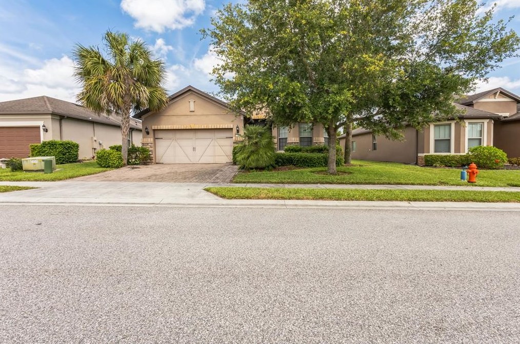 216 Granada Ln, Davenport, FL 33837