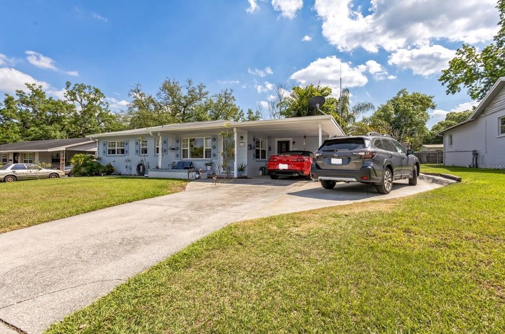 321 Robin Rd, Lakeland, FL 33803