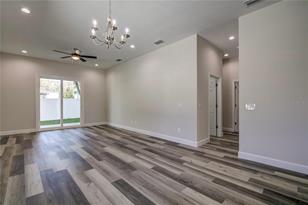 259 E Liberty St - Photo 6