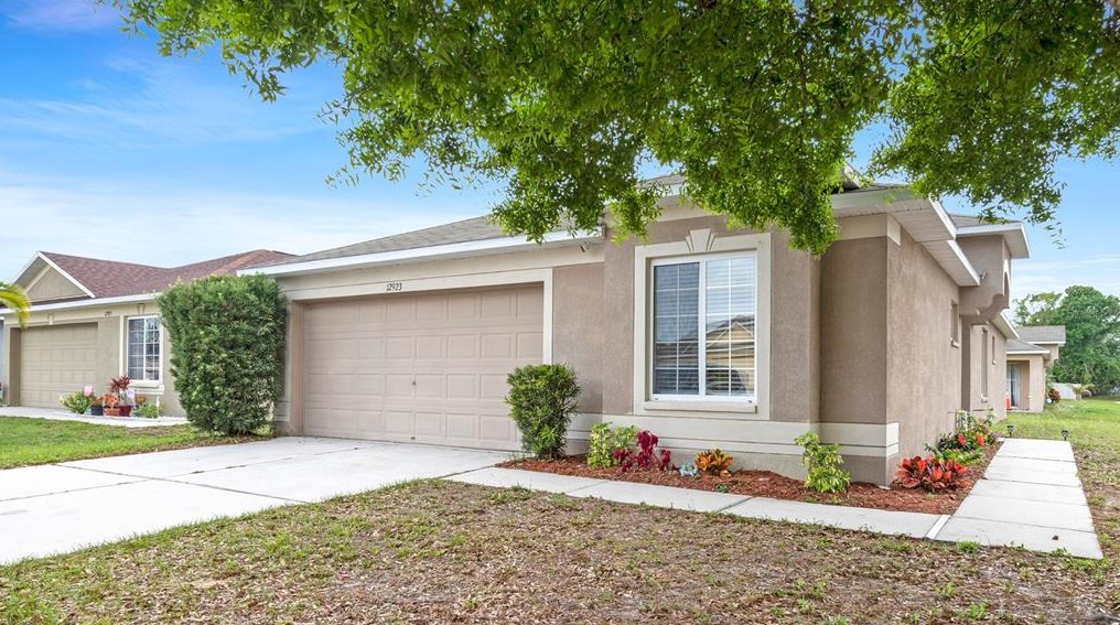 12923 Fieldmoor Ct, Riverview, FL 33579