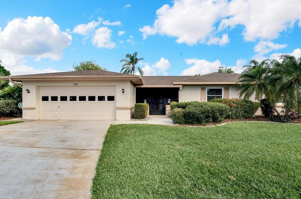 1430 Leland Dr, Ruskin, FL 33573-6371