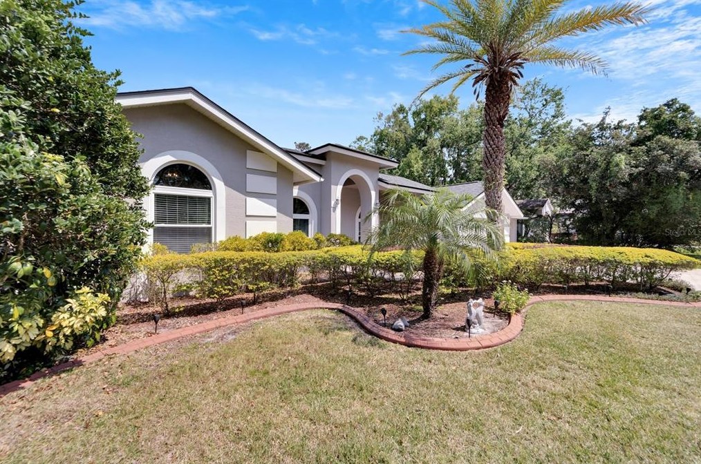 2706 Barret Ave, Plant City FL  33566-9550 exterior