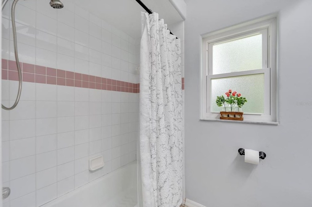 2706 Barret Ave, Plant City FL  33566-9550 exterior