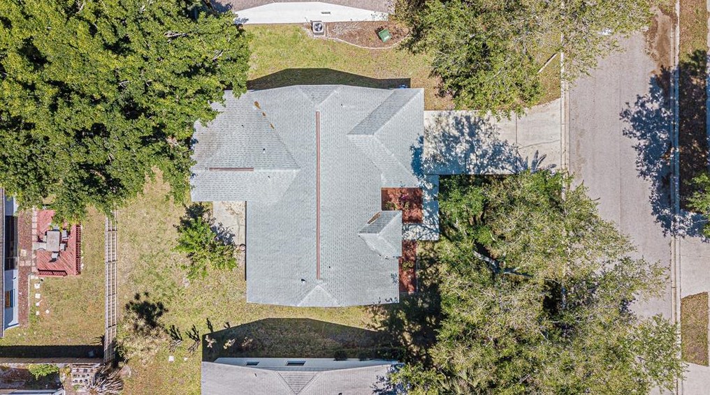 608 47th St, Bradenton FL  34208-5858 exterior