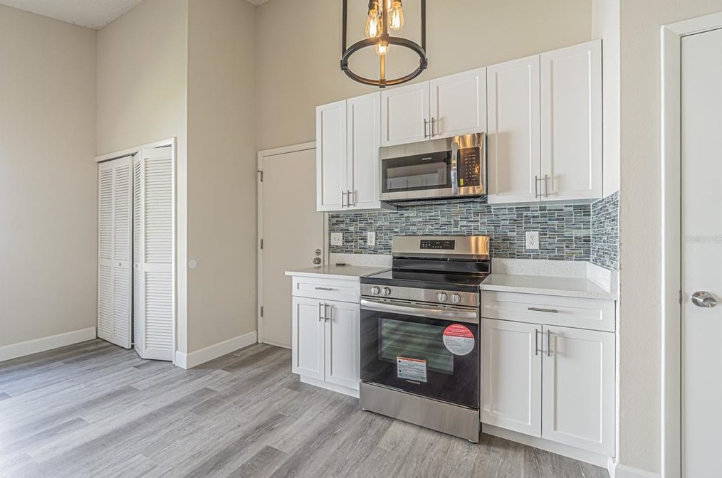 608 47th St, Bradenton FL  34208-5858 exterior