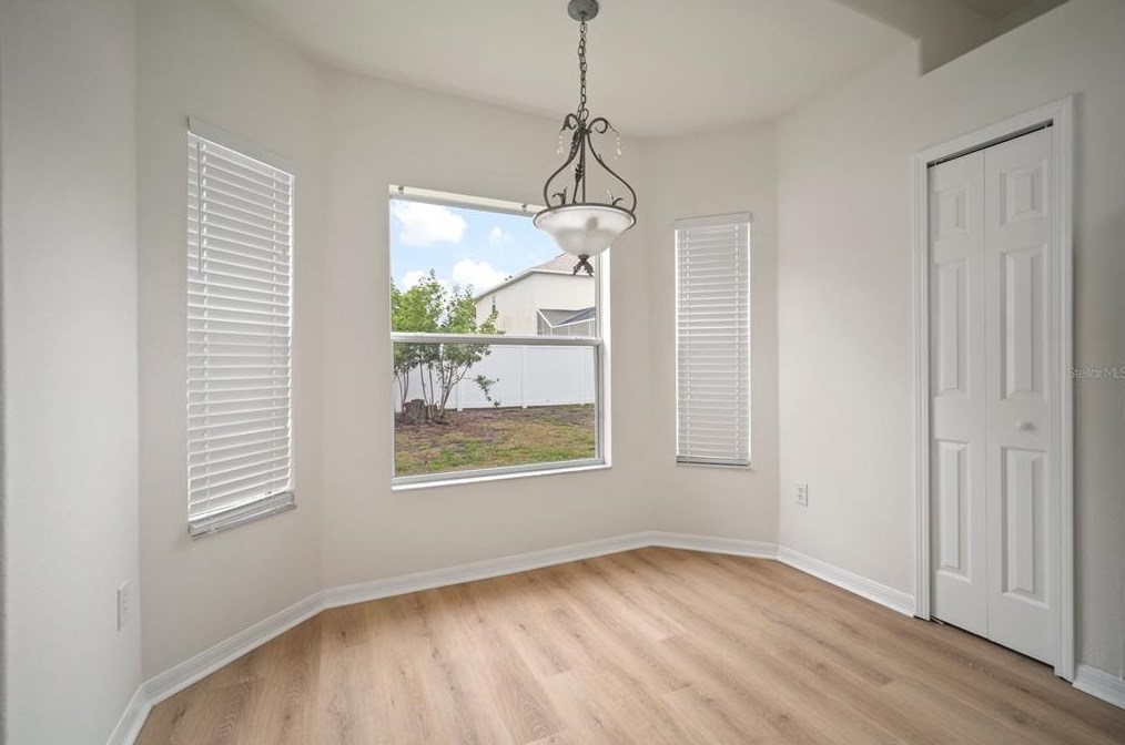 13004 Montrose Grove Ct, Riverview FL 33579-4090 exterior