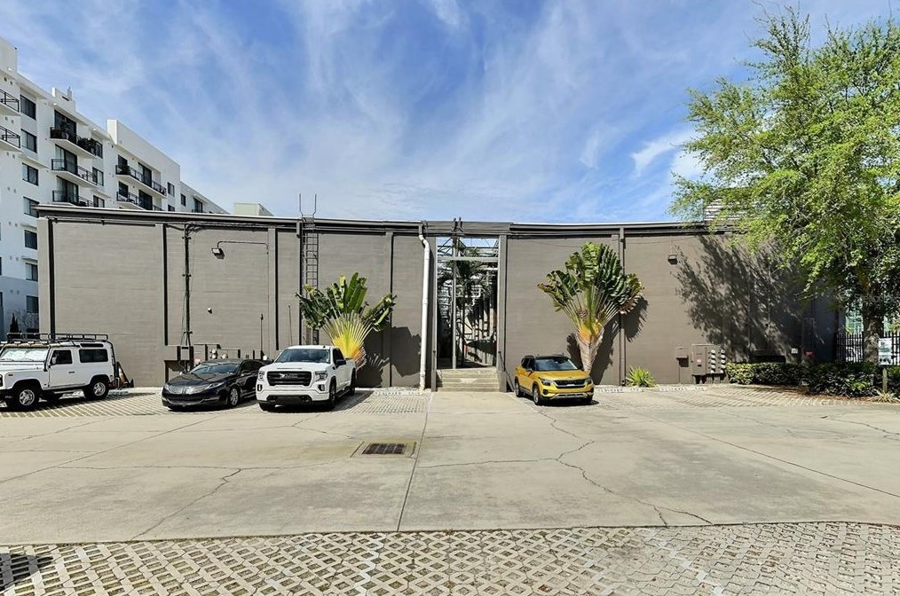 217 12th St, Tampa FL 33602-3658 exterior