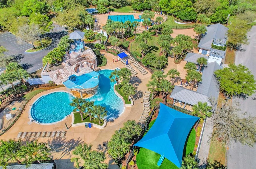 15757 Phoebepark Ave, Lithia FL  33547-1791 exterior