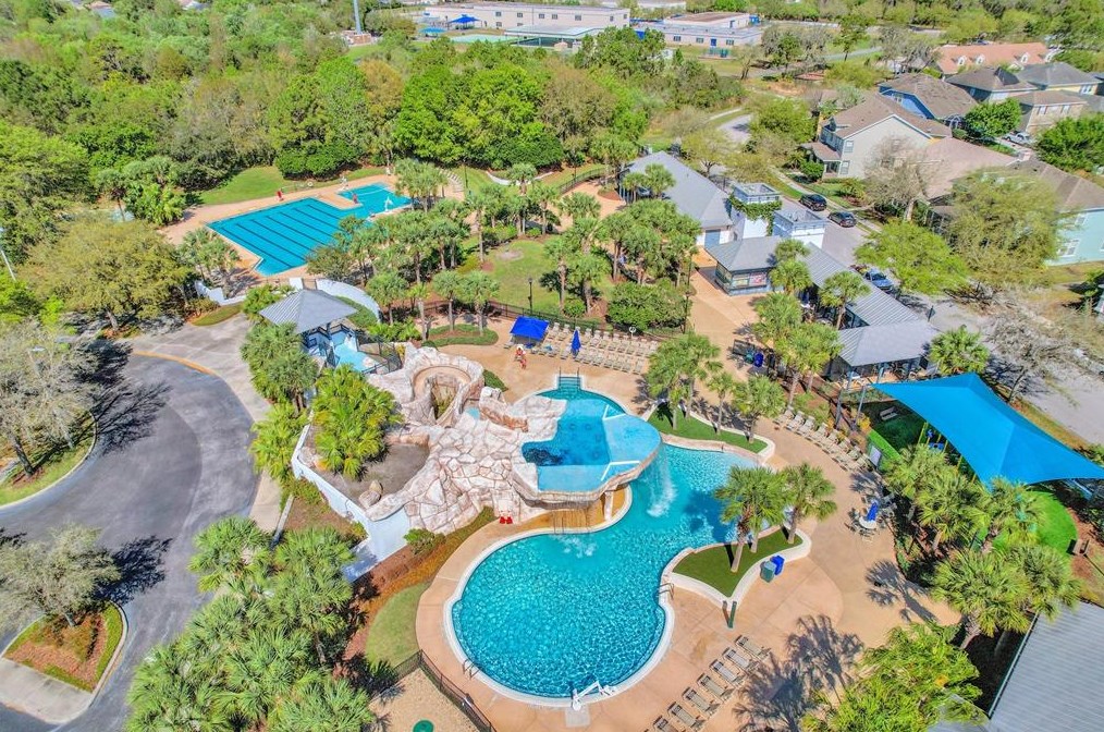 15757 Phoebepark Ave, Lithia FL  33547-1791 exterior