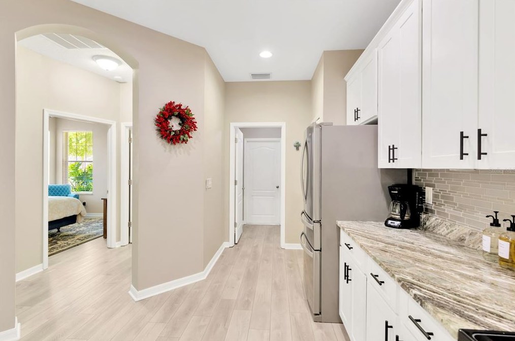 15757 Phoebepark Ave, Lithia FL  33547-1791 exterior