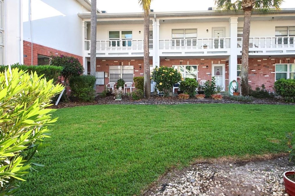 4746 Azalea Dr #109, New Port Richey, FL 34652