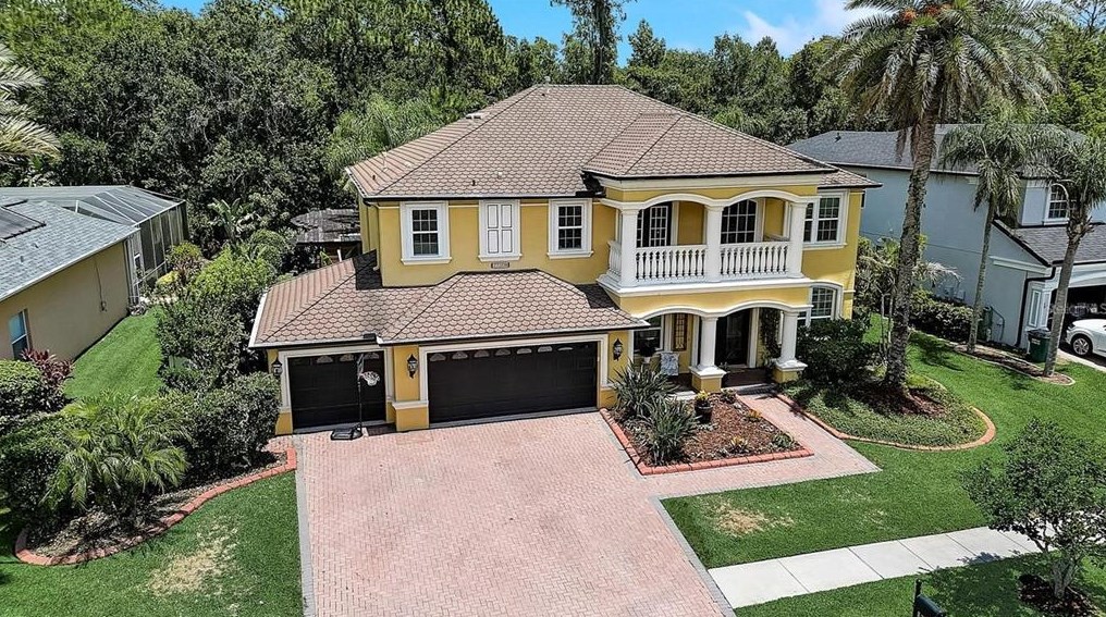 27508 Pine Point Dr, Zephyrhills, FL 33544-8756