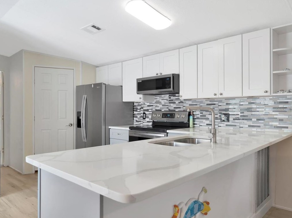 310 S Port Royal Ln, Ruskin, FL 33572